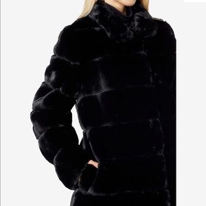 🔥Calvin Klein faux fur black coat